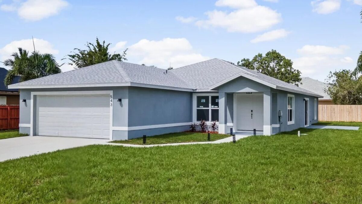 Model B - 2,655 sq.ft. finished exterior by MEF Homes